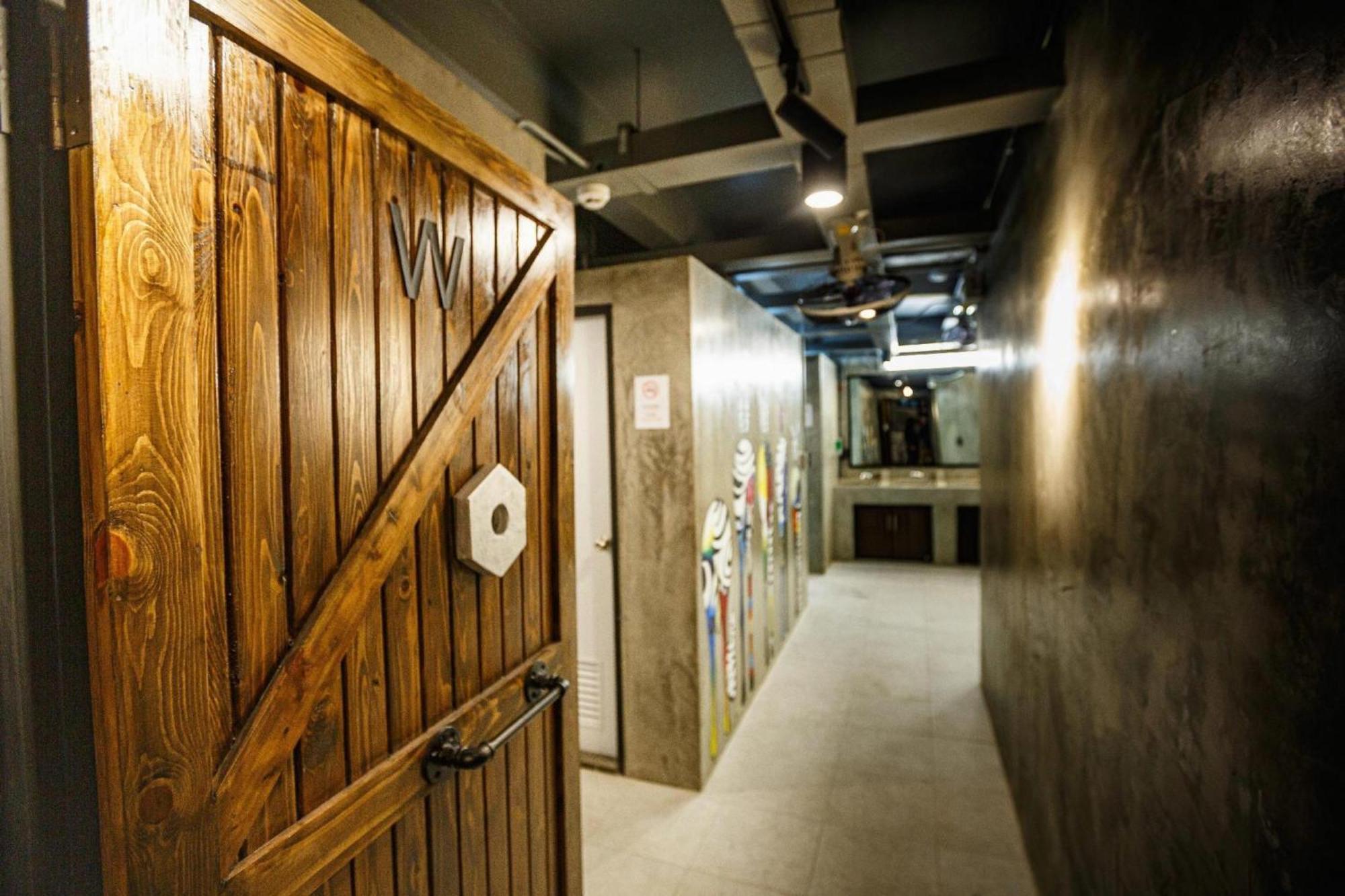 Episode 11 Hostel Sukhumvit Бангкок Экстерьер фото