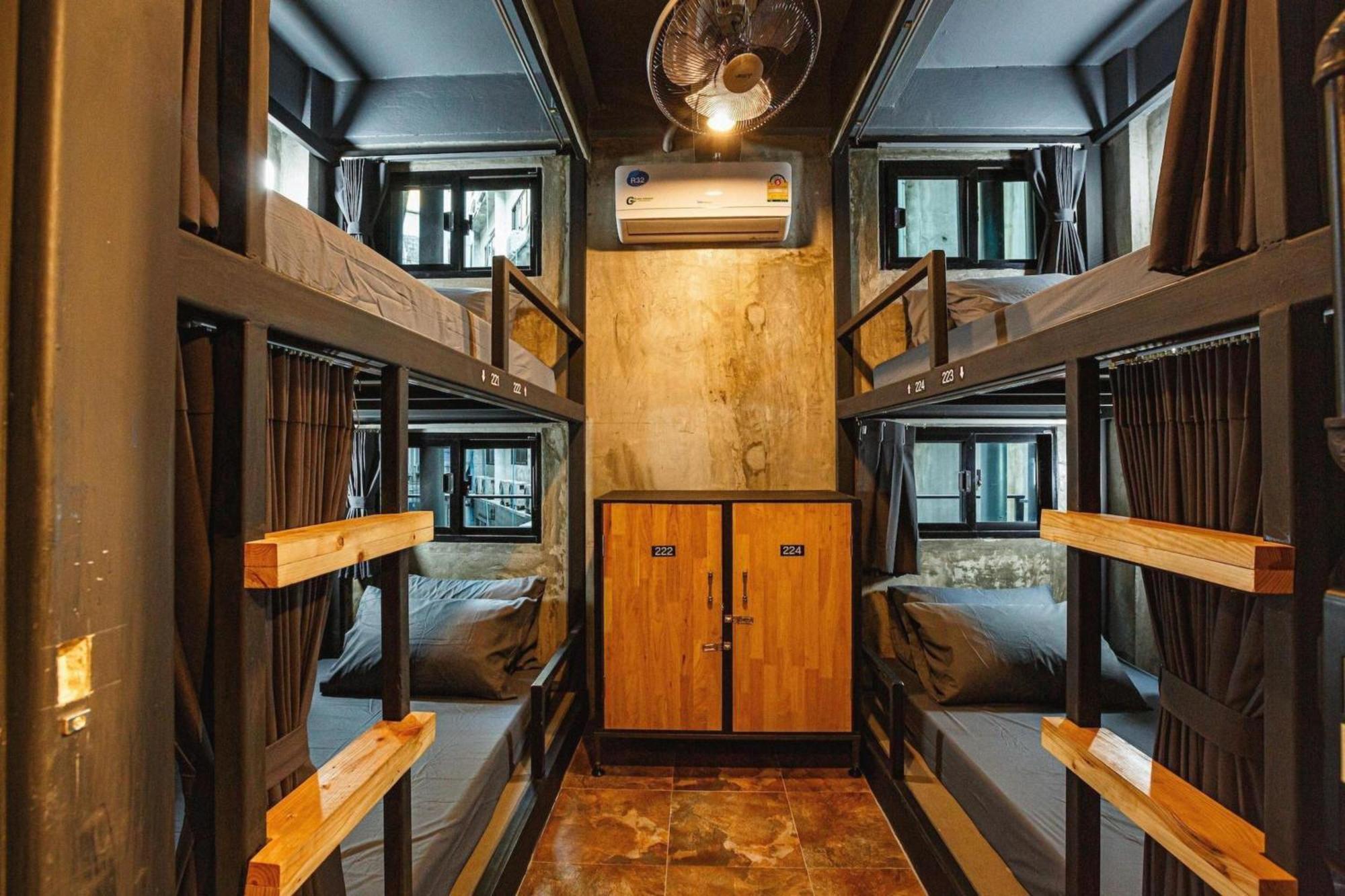 Episode 11 Hostel Sukhumvit Бангкок Экстерьер фото