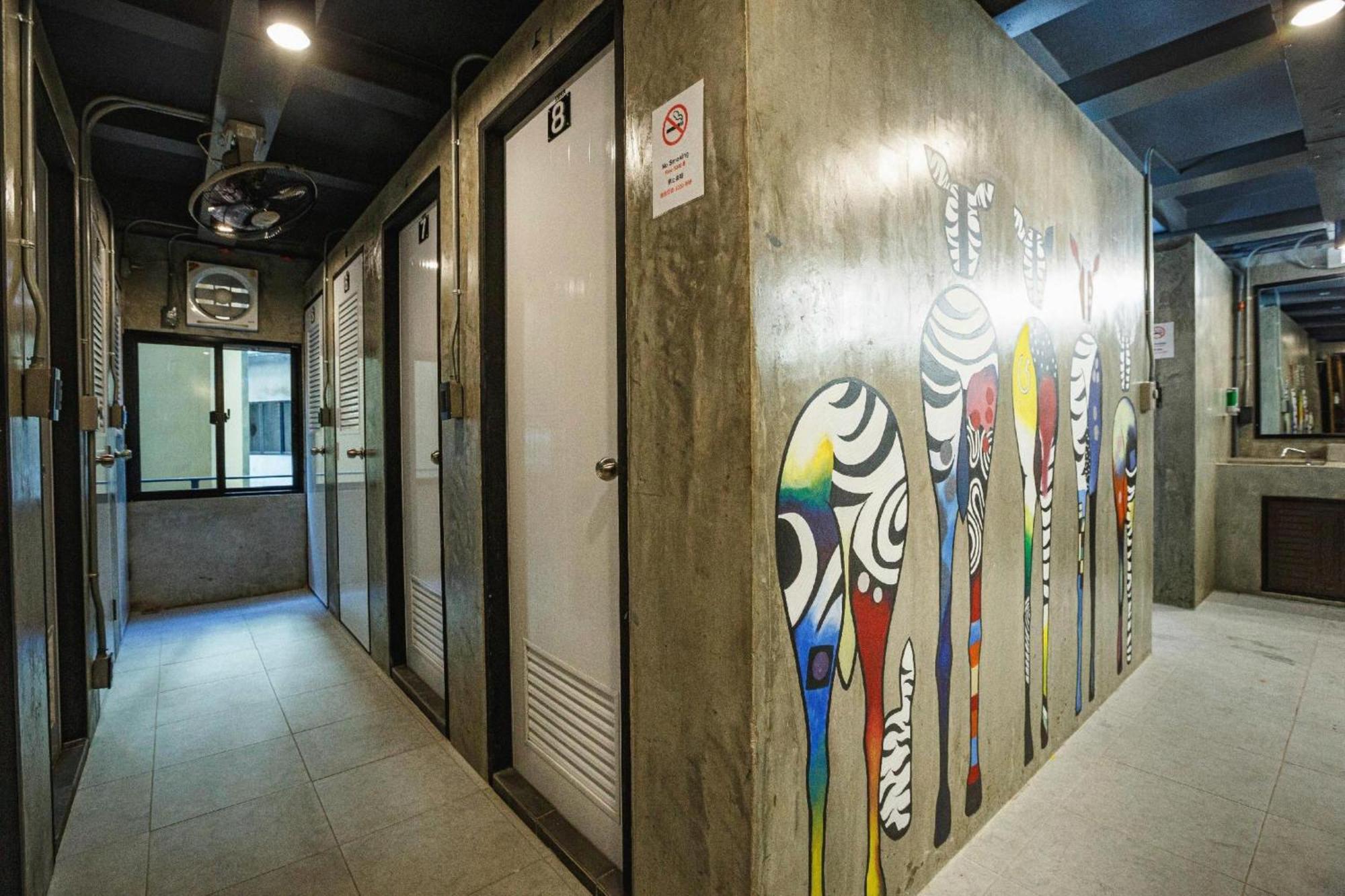 Episode 11 Hostel Sukhumvit Бангкок Экстерьер фото